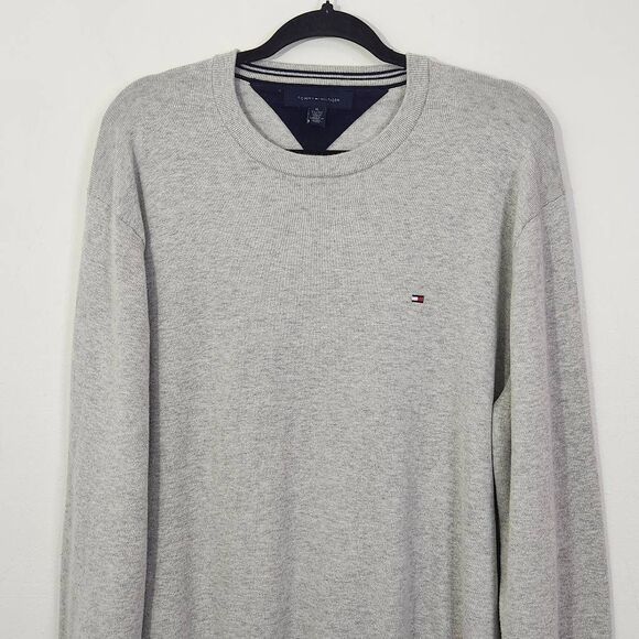 Tommy Hilfiger Gray Sweater Size XL Men's Gray Pullover Sweater - Picture 2 of 6